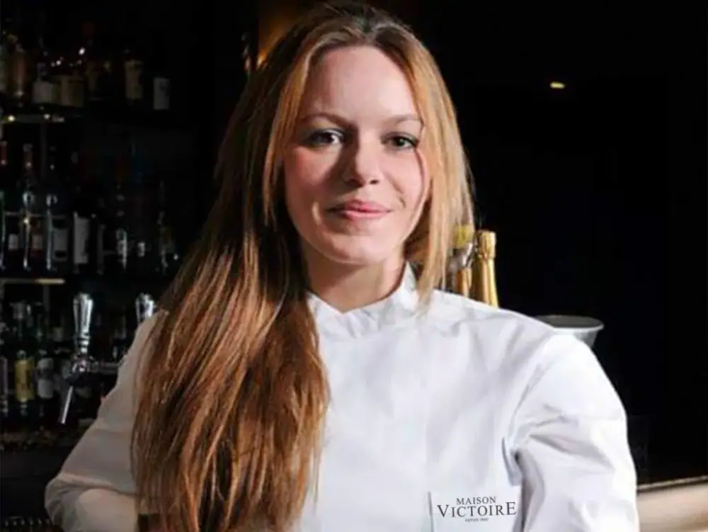 Maëlle, cheffe pâtissière de la Maison Victoire