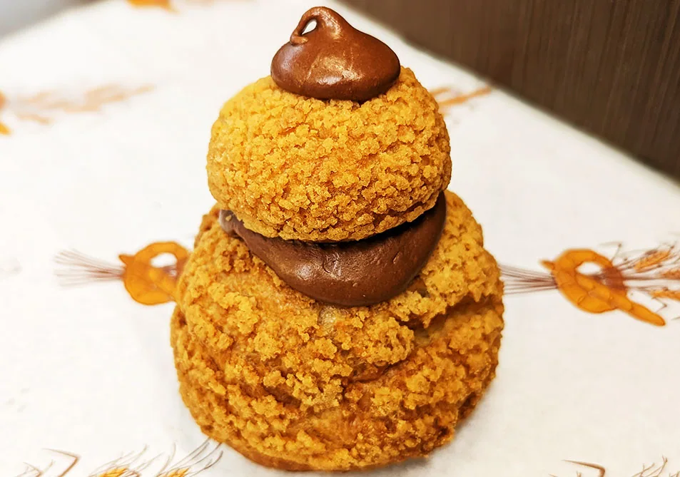 Religieuse au chocolat